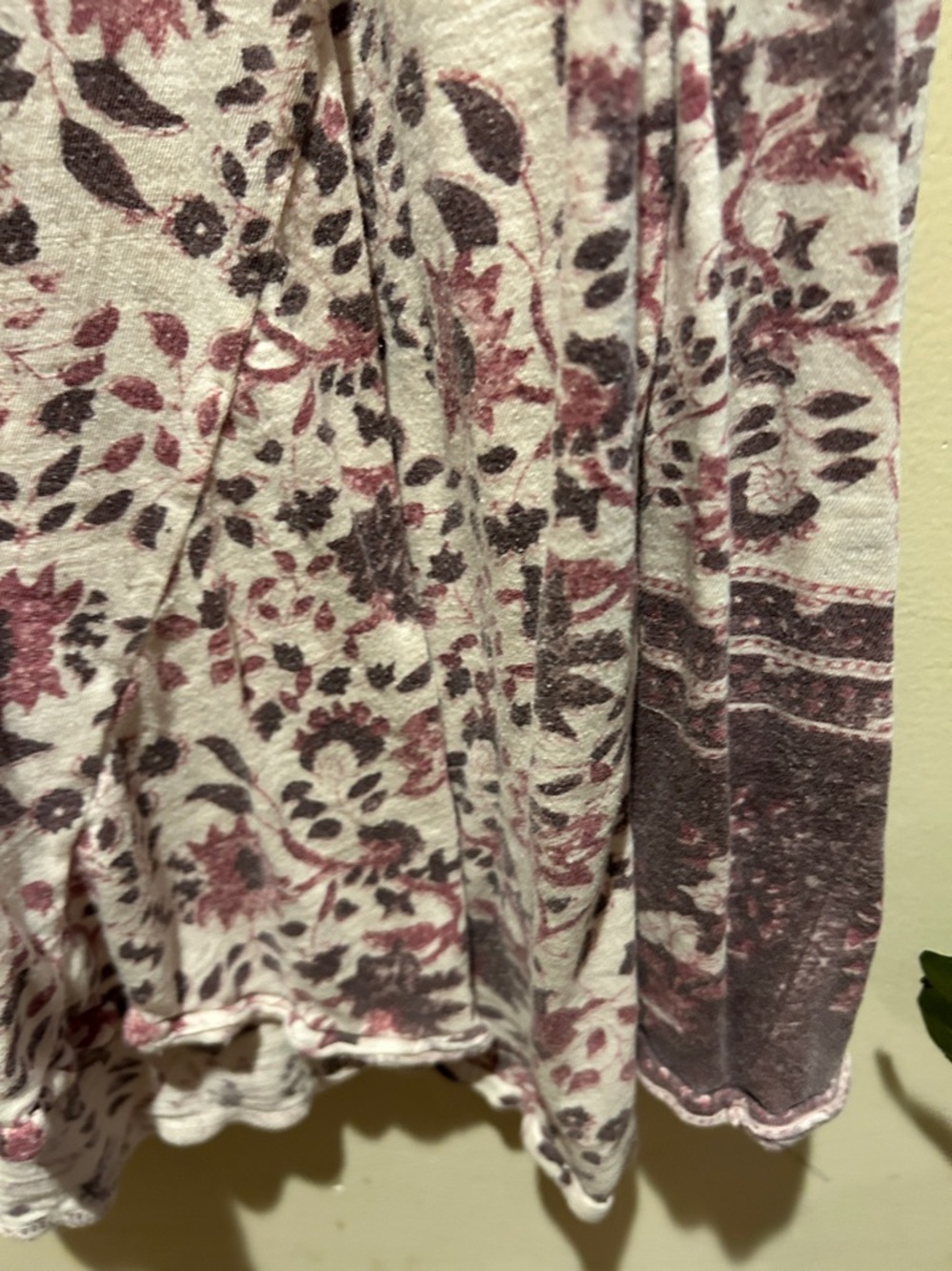A another vintage Magnolia Pearl long sleeve T-shirt - Picture 2 of 4